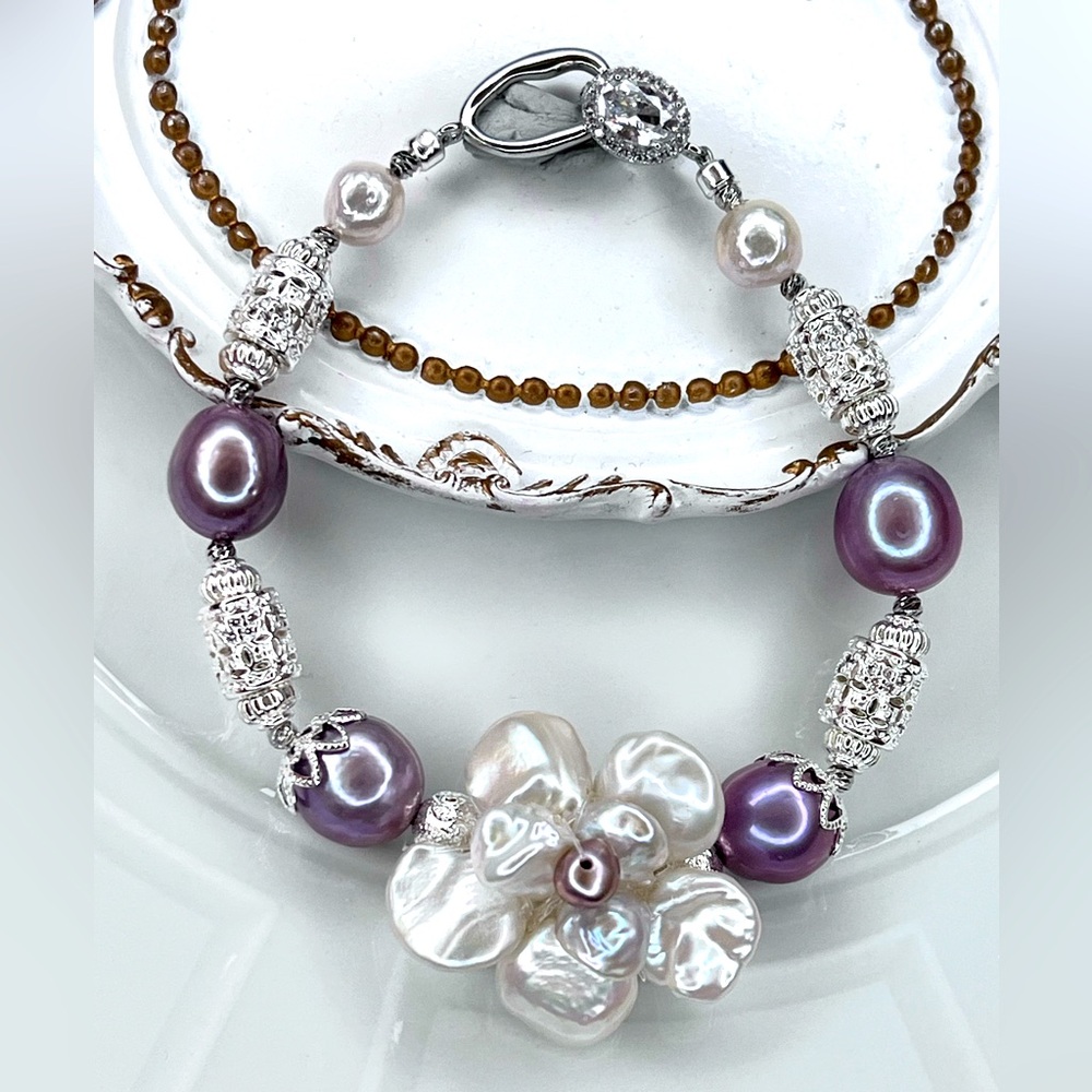 Handmade Freshwater Edision Blueberry 🫐 Pearl HQ Double Layer Flower 🌺 Bracelet